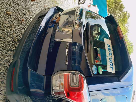 Subaru forester non turbo dark blue 2016 image 2