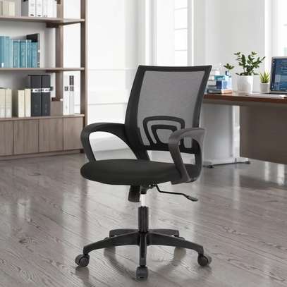 Office Chair: Adjustable Mesh Office Chair In Kijauri image 3