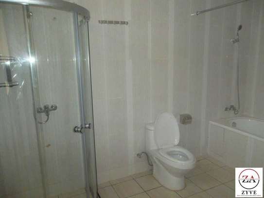 Serviced 3 Bed Apartment with En Suite at Off Gitanga Road image 11
