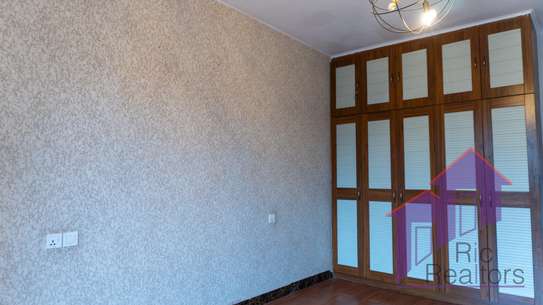 Serviced 2 Bed Apartment with En Suite at Ngong Road image 8