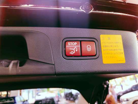 Mercedes Benz AMG CLC250 black 2017 image 16