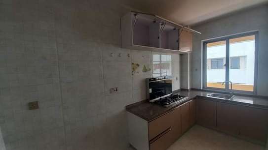 1 Bed Apartment with Swimming Pool in Kileleshwa image 19