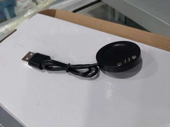 Black T500 Smart Watch Charger image 2