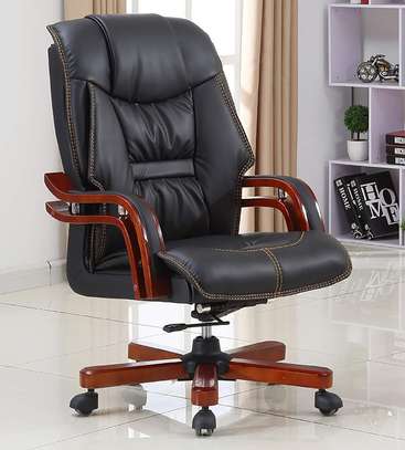 Office Chair : Contemporary Executive Office Chair image 1