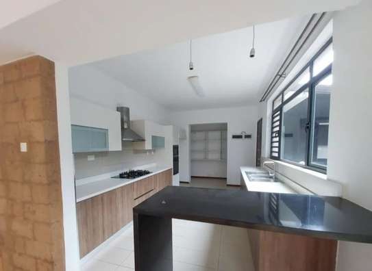 4 Bed Villa with En Suite at Garden Estate Road image 16