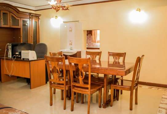 5 bedroom house for sale in Roysambu Area image 8