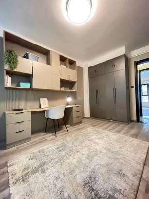 5 Bed Apartment with En Suite in Lavington image 6