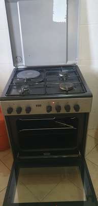 Von Hotpoint 3gas + 1electric oven cooker image 7