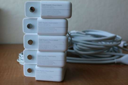 Apple 96W, 87W, 61W, 30W USB-C Power Adapter For MacBook Pro 13 15 16 image 5