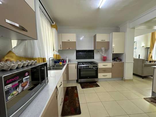 5 Bed Townhouse with En Suite at Muthama Access Road image 5