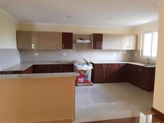 Spacious and comfortable 3 Bedrooms In Lavington image 3