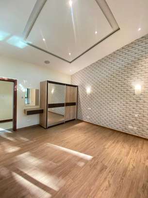 5 Bed Villa with En Suite in Lower Kabete image 11