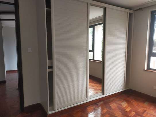 3 Bed Apartment with En Suite in Riverside image 15