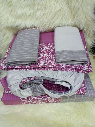 Super quality pure cotton bedsheets with a matress cover image 4