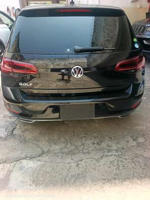 Volkswagen  Golf 1400cc image 2