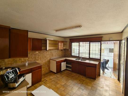 3 Bed Townhouse with En Suite at Kileleshwa image 36