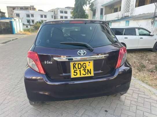 Toyota vitz 2014 KDG image 3