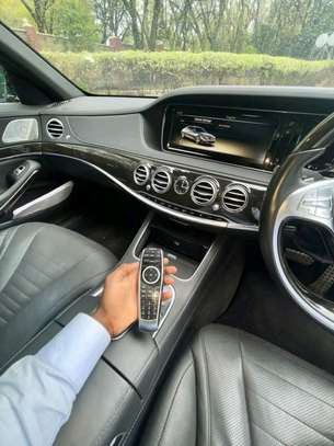 Mercedes Benz S63 image 7