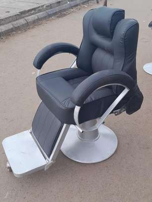 Executive barber chairs image 3