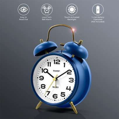 Alarm Clock,Battery Operated Vintage Table Clock image 2