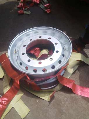 22.5 Inches super single rims for heavy truck image 1