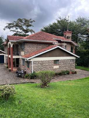 5 Bed House with En Suite in Lavington image 7