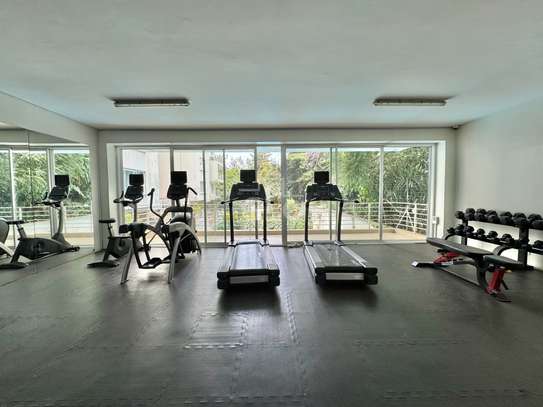 3 Bed Apartment with En Suite in Lavington image 2