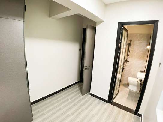 5 Bed Apartment with En Suite at Lavington image 8