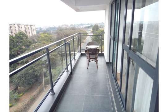 Serviced 2 Bed Apartment with En Suite in Kilimani image 5