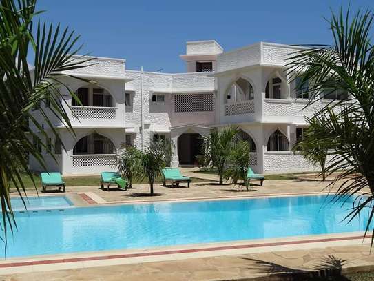 3 Bed Apartment with En Suite in Diani image 2
