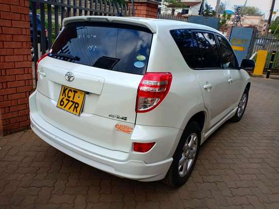 Toyota vanguard это rav4