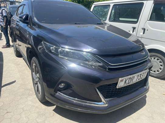 Toyota harrier gs Sunroof image 4