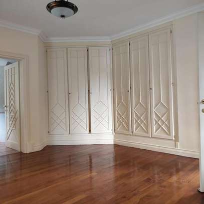 5 Bed House with En Suite in Muthaiga image 5