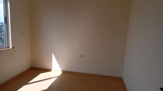 2 bedrooms available for rent image 7
