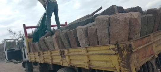 Machine cut/ Hand cut stones Ballast & Hardcores image 9