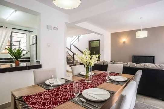 3 Bed House with En Suite in Kitengela image 8