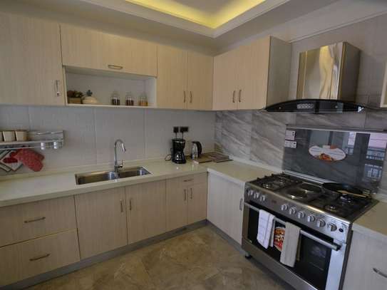 2 Bed Apartment with En Suite in Kilimani image 5