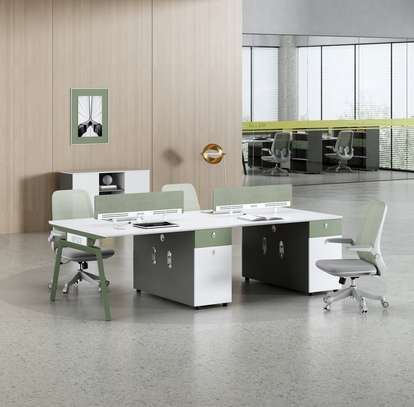 4-Persons Modular Modern Office Workstation image 5