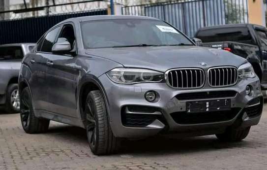 BMW X6 image 9