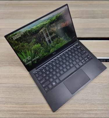 Dell XPS 13 (7390) image 4