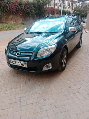 WELL MAINTAINED TOYOTA FIELDER image 4