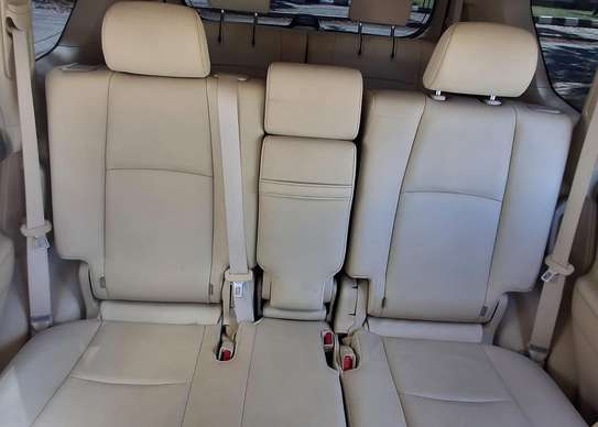 Toyota Landcruiser prado Red image 8