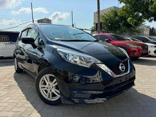 Nissan Note black 2018 2wd image 1