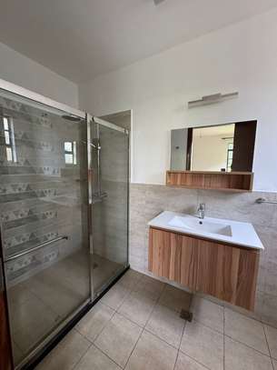 4 Bed Townhouse with En Suite in Kitisuru image 19
