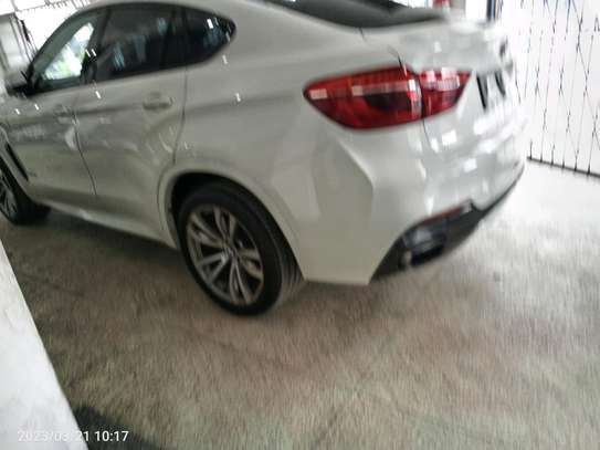 BMW X6 pearl white image 7