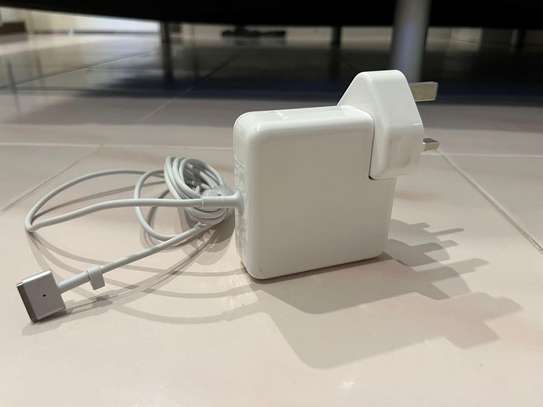 MacBook Pro Charger 60W MagSafe 2 T tip image 1