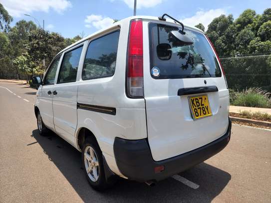 Clean Toyota TownAce for sale image 3