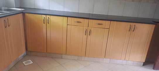 3 Bed Apartment with En Suite in Kileleshwa image 32