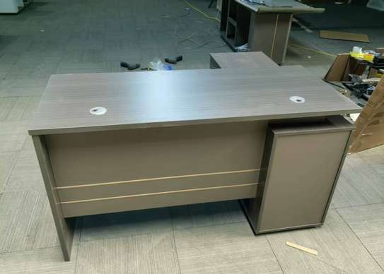 Executive Desk : Luxury Boss Office Modular Desk image 2