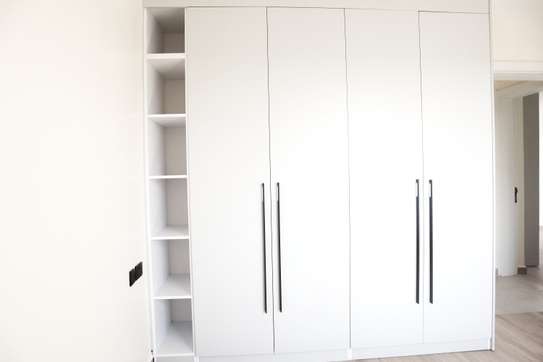 Serviced 3 Bed Apartment with En Suite in Westlands Area image 1